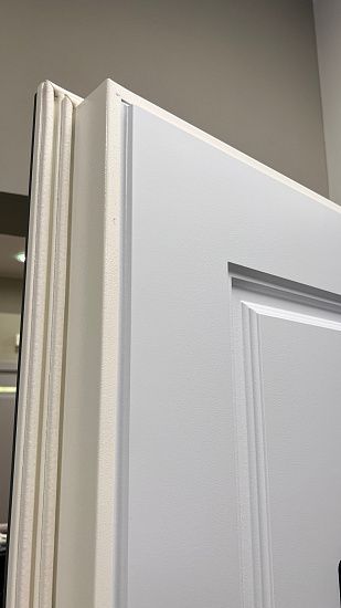 Входная дверь  